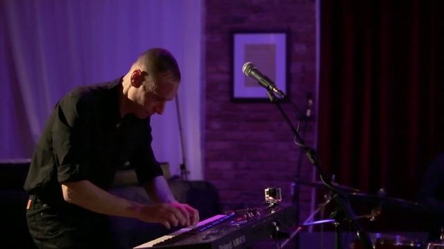 BIG ULTRA - TEMPORAL DISTORTION Beluga Bar NYC April 2015 смотреть онлайн