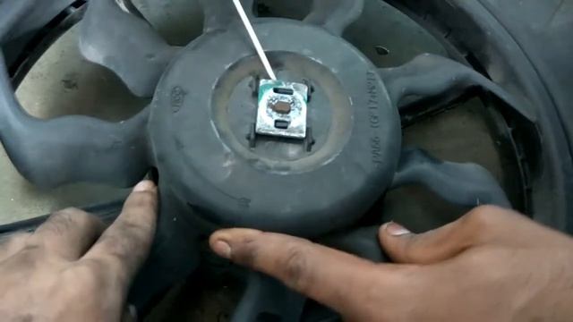 How to Replace Hyundai i10 Radiator Fan Motor //malayalam смотреть онлайн
