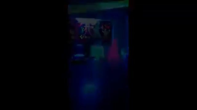 15 Años Neon Party смотреть онлайн