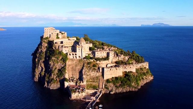 AMALFI COAST- Positano & Aeolian Islands- Active Stromboli & Vulcano. MAJESTIC! смотреть онлайн