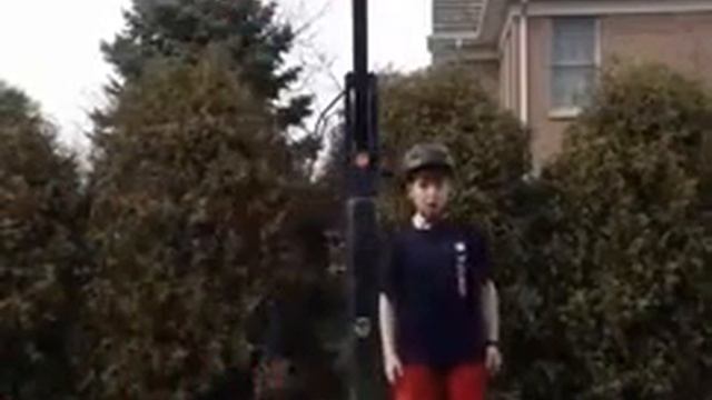 мячем по голове / ball head смотреть онлайн