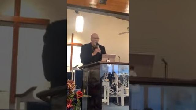 Rev Travis Coon at Mt Olive Coraopolis. Exodus 32:26 who is in the Lord’s Side смотреть онлайн