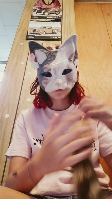 new tail and mask for zoey смотреть онлайн