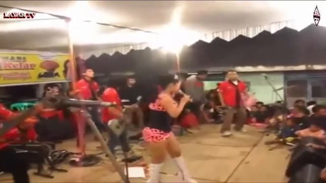 Di Goyang Broo DangDut Koplo Hoot By: Sintya Riske & Rita Ratu Tawon смотреть онлайн