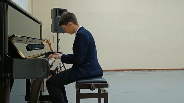 ДШИ г. Ершов. Зотов Арсений. Т. Хаслингер. Сонатина C dur. смотреть онлайн