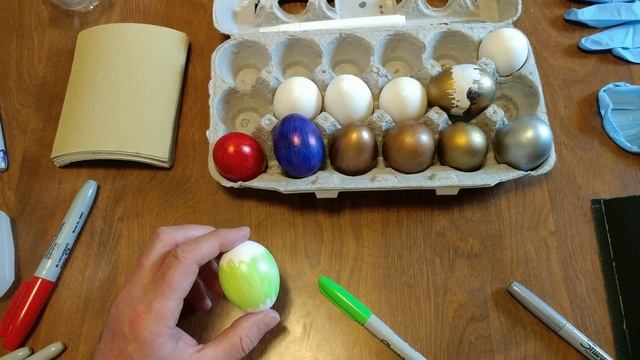 HOW TO MAKE NEON GREEN FABERGE EGG WITH NEON GREEN PERMANENT MARKER смотреть онлайн