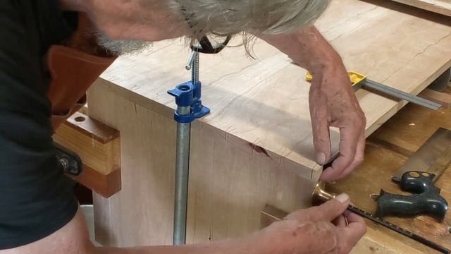 Blanket Chest - Focus On Handcut Dovetails