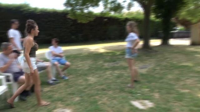 UNE VIREE A AVIGNON avec ALFRED DE MUSSET, un film de Etienne LEVAME смотреть онлайн