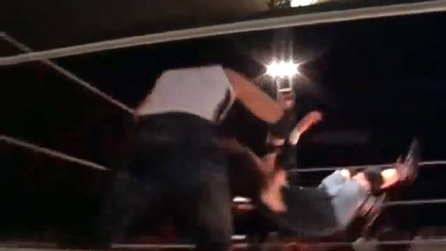 Из архива НФР: Гладиатор против Рэйва против Кента смотреть онлайн