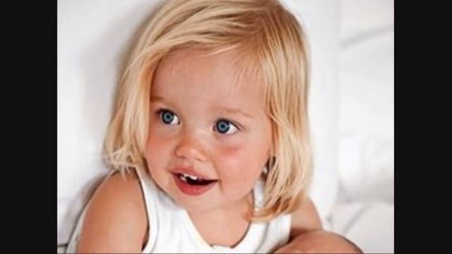 Shiloh Jolie-Pitt (Slideshow) смотреть онлайн