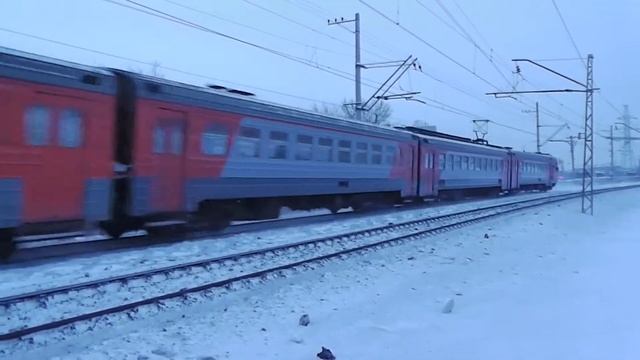 Электропоезд ЭД4М-0157 смотреть онлайн