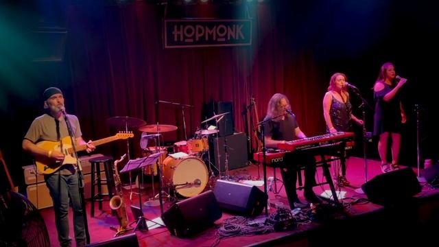 " Lemonade " by Burrows and Dilbeck смотреть онлайн