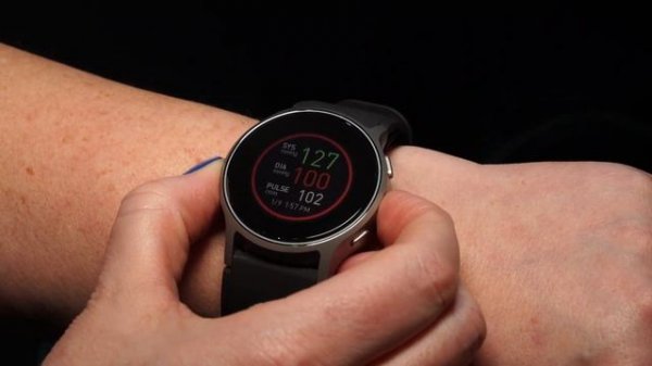 Omron HeartGuide Smart Wearable Blood Pressure Monitor at CES 2019!