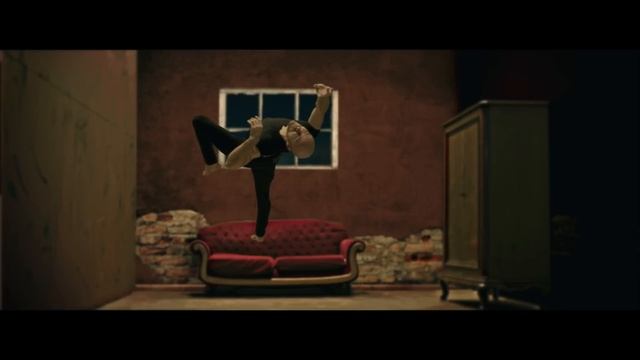 Aydilge - Gel Sarıl Bana (Official Video)