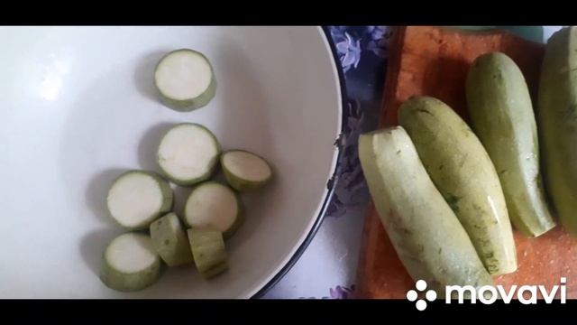 Готовлю МЯГКУЮ И НЕЖНУЮ СВИНУЮ ПЕЧЕНЬ . Жарю МОЛОДЕНЬКИЕ КАБАЧКИ. ВКУСНЯТИНКА!!! Запорожье. смотреть онлайн