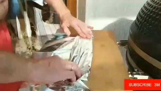 Grilling fish-Dorado in ceramic grill 'Proflame' смотреть онлайн