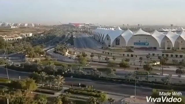 Yas Marina Circuit Intro from the Rotana Yas Island Hotel смотреть онлайн