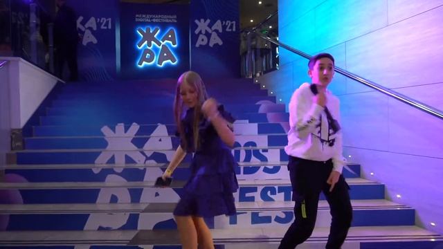 Милохина задержала полиция? Опрос среди ТикТокеров | ZHARA KIDS TV смотреть онлайн