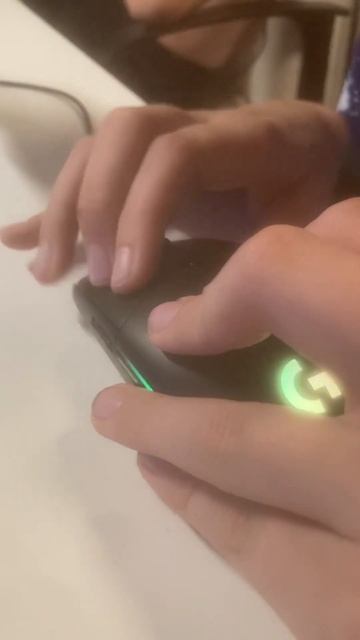 Играю хватом дольфи (тест1.mp4) смотреть онлайн