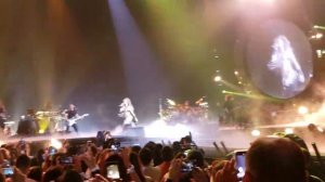 Shakira - Whenever, Wherever (Live From The Forum Los Angeles)