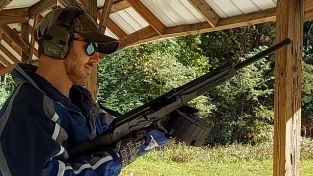 Badass Saiga 12 at the Range смотреть онлайн