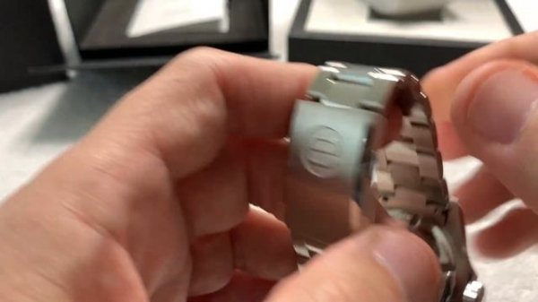 Unboxing & Review: Epos 3504 Diver