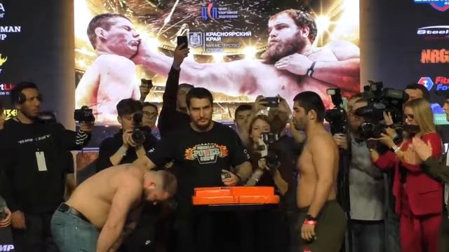 ЧЕМПИОНАТ ПО ПОЩЁЧИНАМ