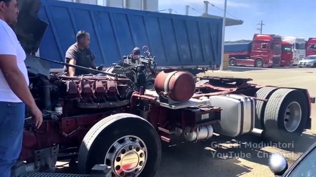 Sound test of the 18-liter v8 engine of the Iveco truck смотреть онлайн