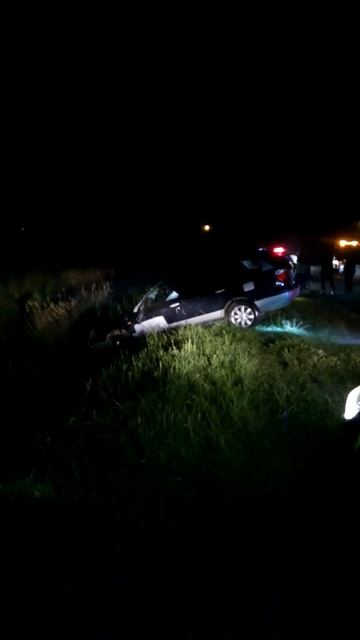 Nissan улетел в болото с трассы,04.06.2016 Мактама смотреть онлайн