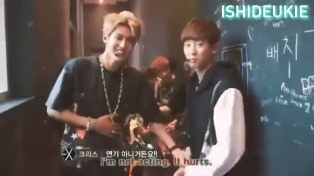 EXO Funny Moment that Mess up my 'Tempo' смотреть онлайн