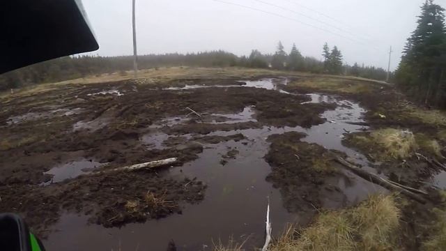 Little bog cross on the 2016 Yamaha Grizzly and Husqvarna FE 350 смотреть онлайн