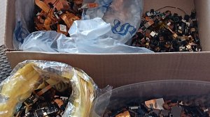 Добываю золото из мусора со смартфонов☝️А стоит ли оно того?!🤔Видео без прекрас и фейков ☝️
