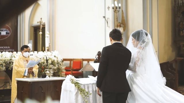 Video Pernikahan Gereja Katedral Jakarta ,Tumbur & Rachel - maron foto смотреть онлайн