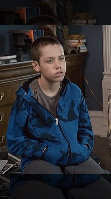 Карл смотрит п0рнуху 🤣 Сериал "Бесстыжие" #shorts смотреть онлайн