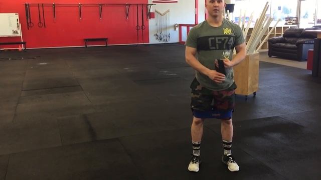 Banded Side Step смотреть онлайн