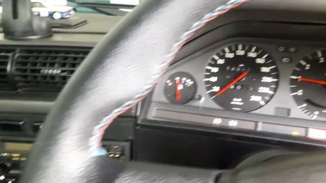 Masterpiece! Ulasan BMW 318i E30 1989 смотреть онлайн