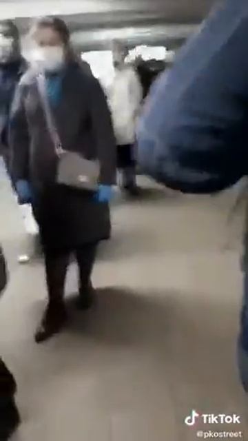 Метро Москвы во время Карантина смотреть онлайн