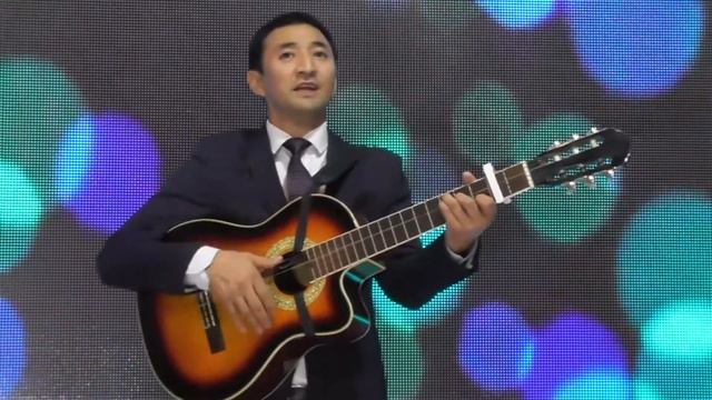 Қасым Аманжолов "Туған жер" орындайтын Әлімжан Макенов смотреть онлайн