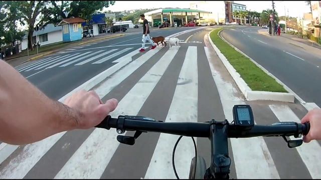 ROLÊ DE BIKE EM SAP смотреть онлайн