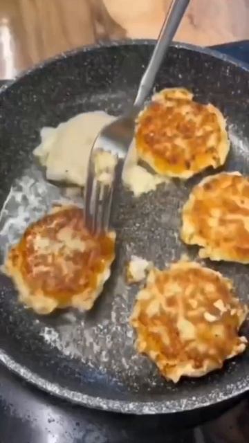 СОЧНЫЕ РЫБНЫЕ КОТЛЕТЫ смотреть онлайн