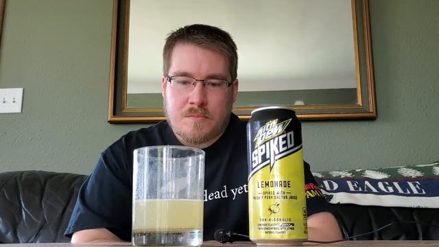 Mountain Dew Spiked Lemonade Energy Drink Review смотреть онлайн