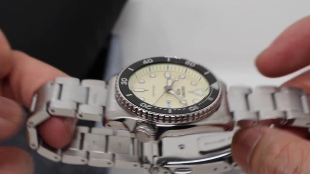 Unboxing Seiko 5 Sports 38mm Cream SRPK31