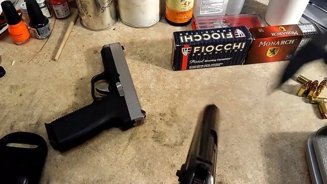 Kahr CT9 size comparison Makarov PM смотреть онлайн