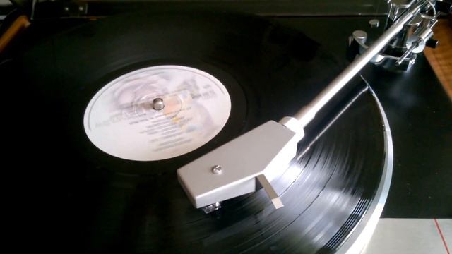 Lenco L-75 Vintage Turntable смотреть онлайн