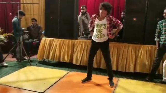 Dance cover on Whistle Baja || By Tiger Goswami || How to dance || Tiger Shroff смотреть онлайн