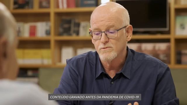 Primeira infância (até 6 anos) exige convivência olho no olho | Daniel Becker смотреть онлайн