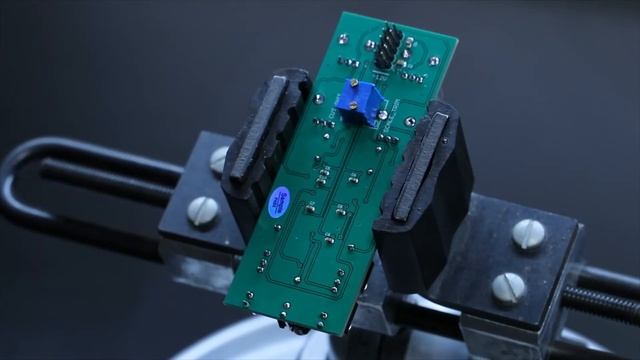 Delta Sound Labs - Saber (Build Video) смотреть онлайн