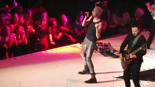 Neon Trees - Everybody Talks смотреть онлайн