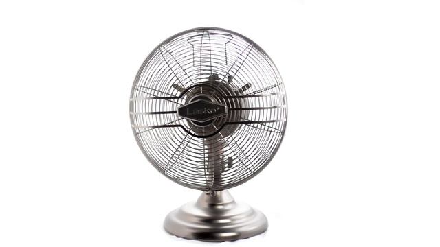 Lasko R12210 Classic Metal Table Fan смотреть онлайн