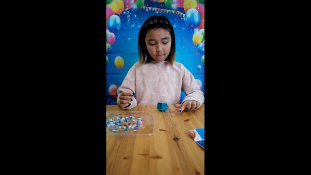 Maya prövar Lego Dots Bagtag смотреть онлайн